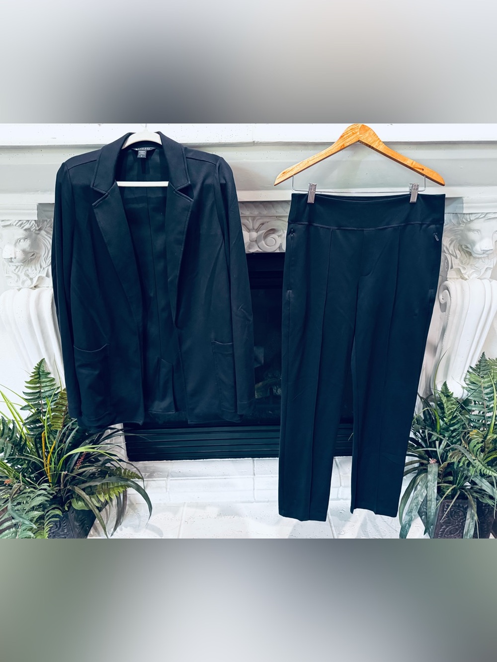 Athleta Black Eastbound Blazer & Pant Set Size 12